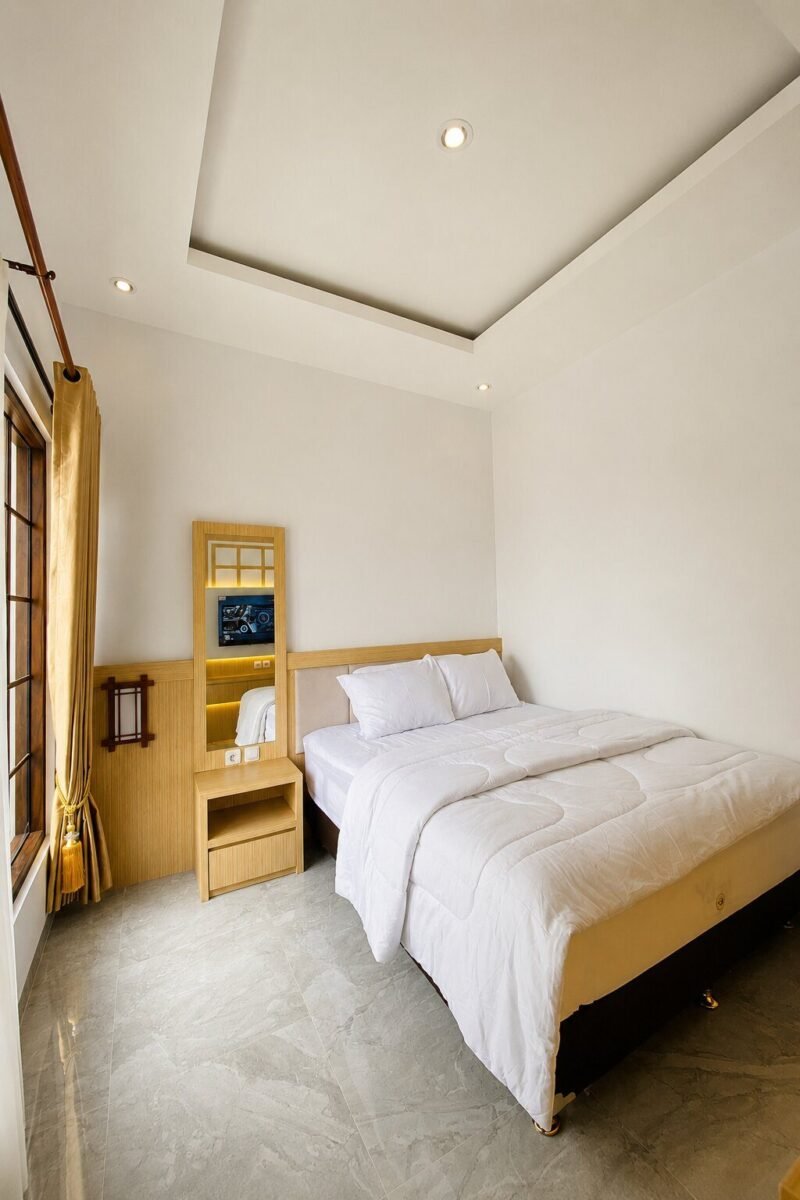 small bedroom mistakes that make a room feel less cozy